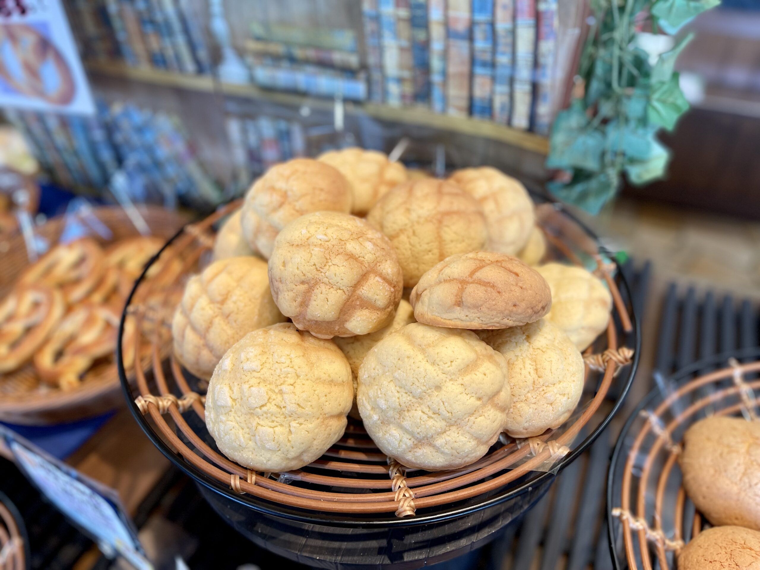 シーグラスアート 大きなメロンパンとくまさんメロンパン♪ シーグラスアート 大きなメロンパンとくまさんメロンパン♪ 【公式通販】